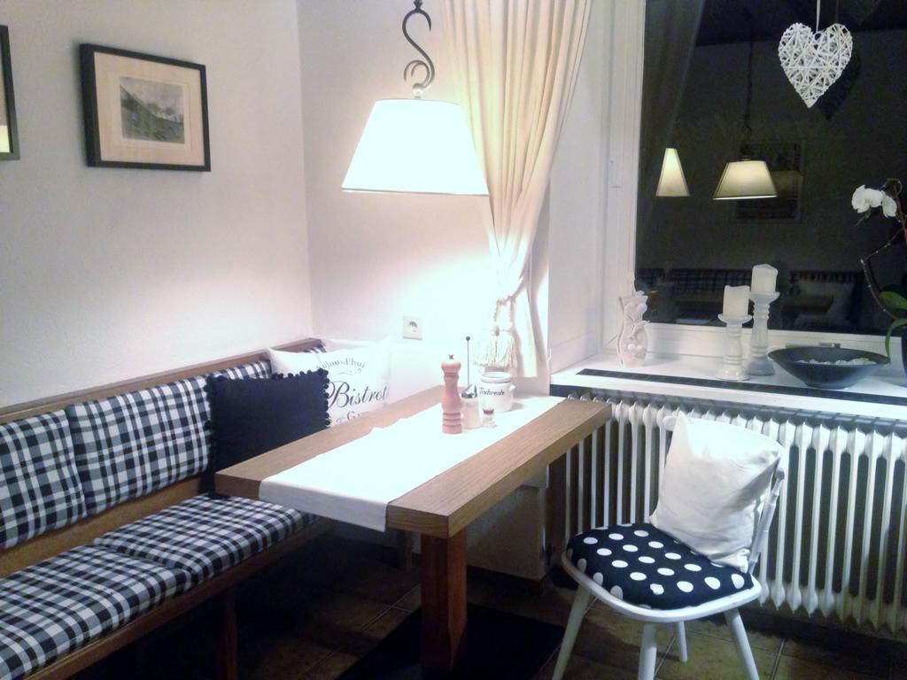 Hotel Haus Tirolerland Oetz Zewnętrze zdjęcie